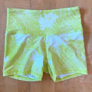 Joylab lime and white biker yoga Pilates shorts MEDIUM